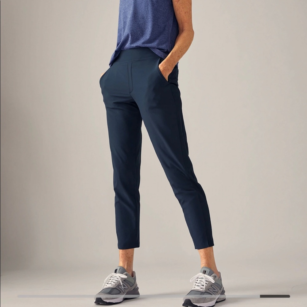 Athleta Navy Cropped Ankle Pants